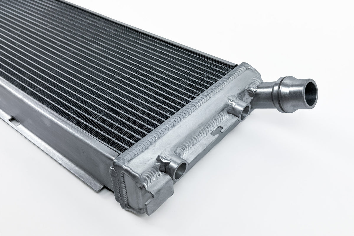 CSF Porsche 992 911 High-Performance All-Aluminum Radiator - Center
