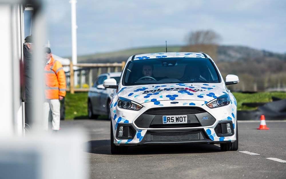 MILLTEK Cat-back – Ford Focus Mk3 RS - Resonated - Carbon