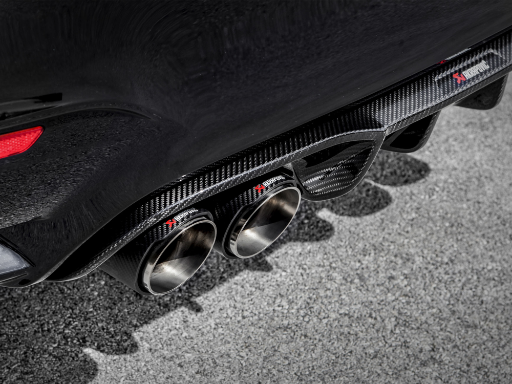 Akrapovic Rear Carbon Fibre Diffuser - Gloss for M3/M4 (F8X) - ModsDirect