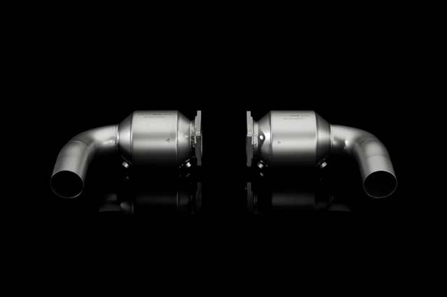 Akrapovic Link Pipe Set (100 cpsi cats, Titanium) for 997 Turbo / Turbo S 3.8L - ModsDirect