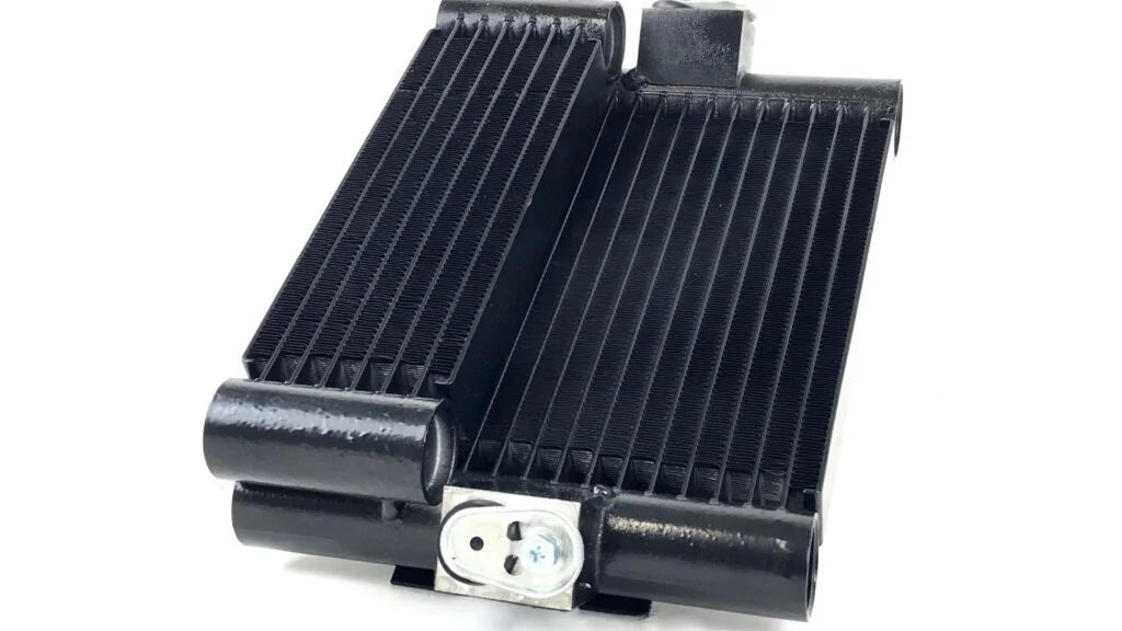 CSF Racing Oil Cooler (BMW M2 F87) - ModsDirect